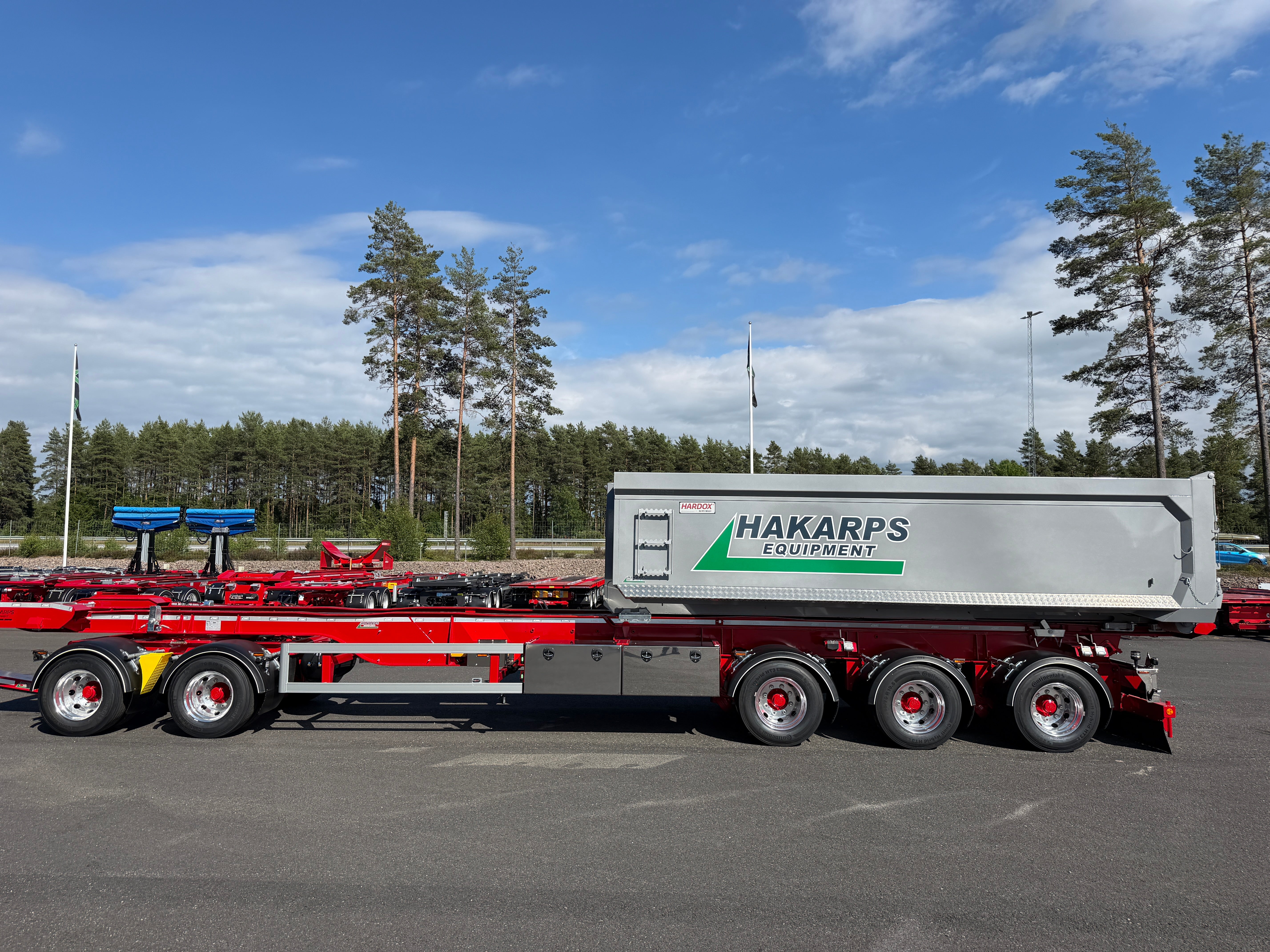 5 axlad 42 tons lastväxlarvagn 2 flak med skjutkolv + tipp