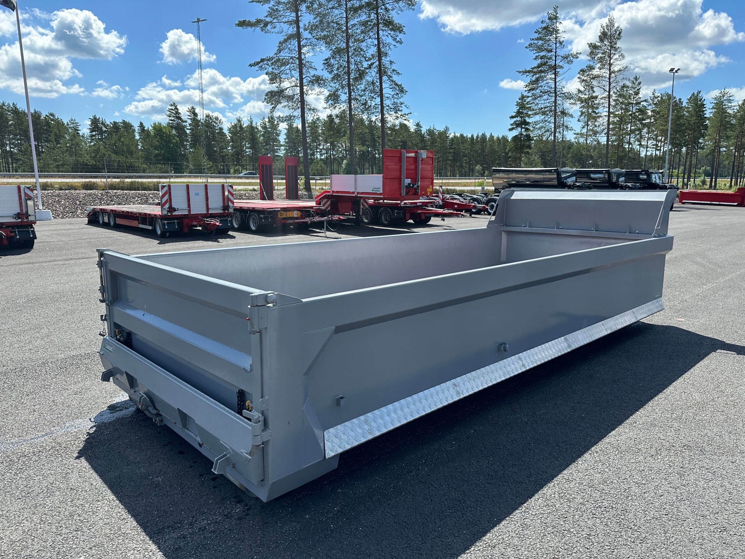 Hakarps - 12m3 schaktflak Hardox 450 H-Serie Premium