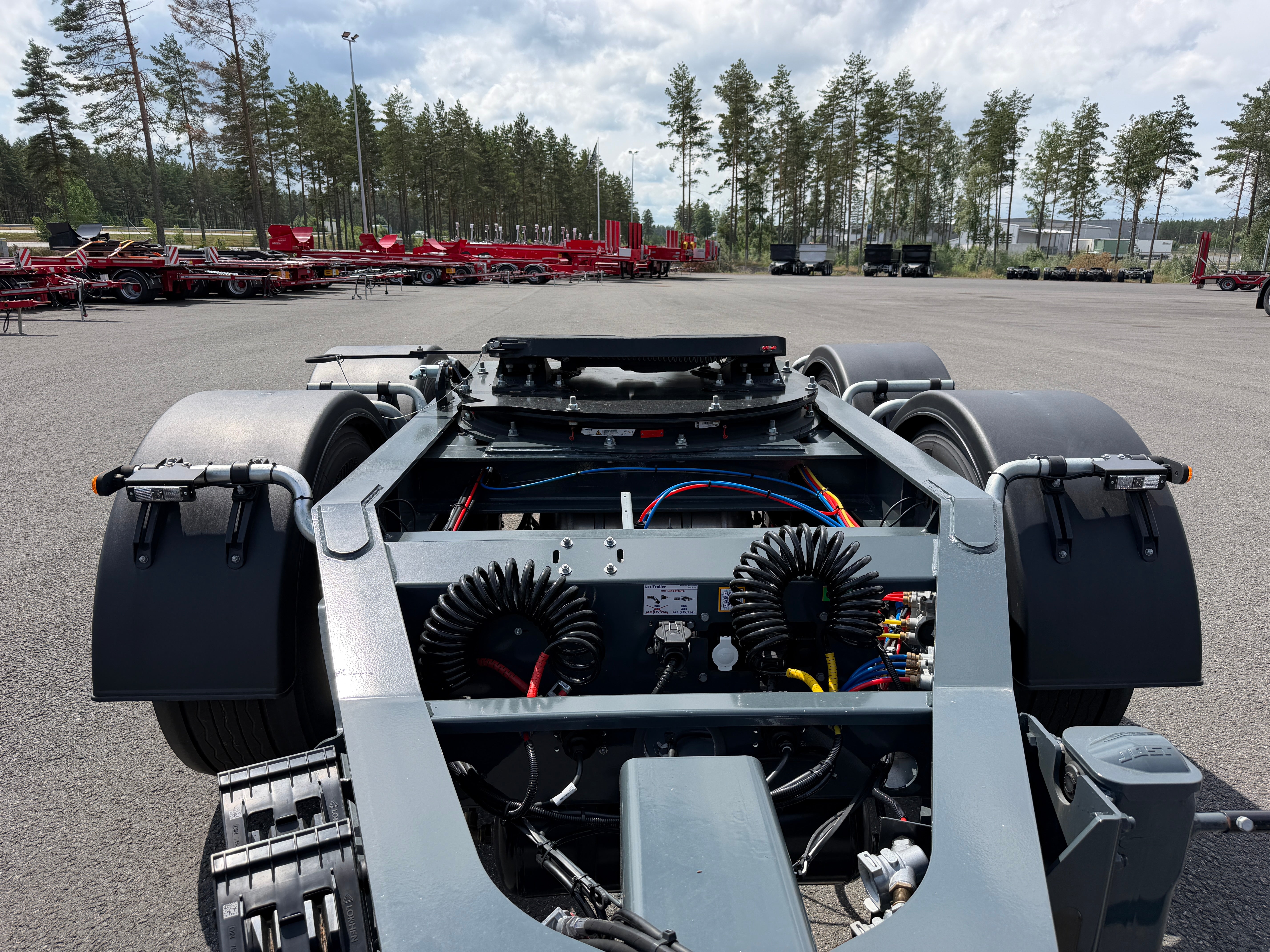 Hakarps - LECI TRAILER  2 axlad dolly med supersingel hjul