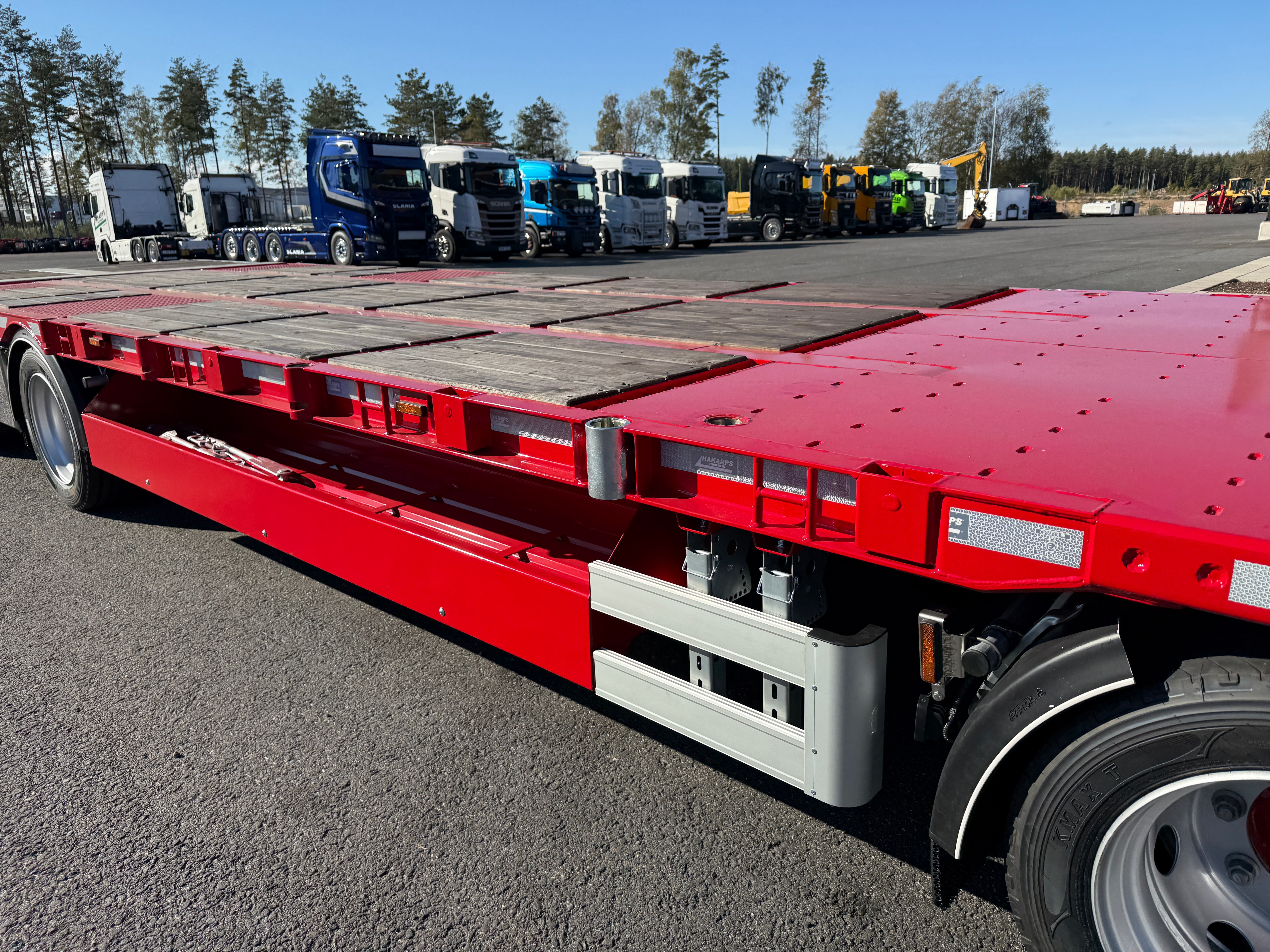 4 axlad 38 tons bodvagn 910mm hög, 10.500mm flakyta