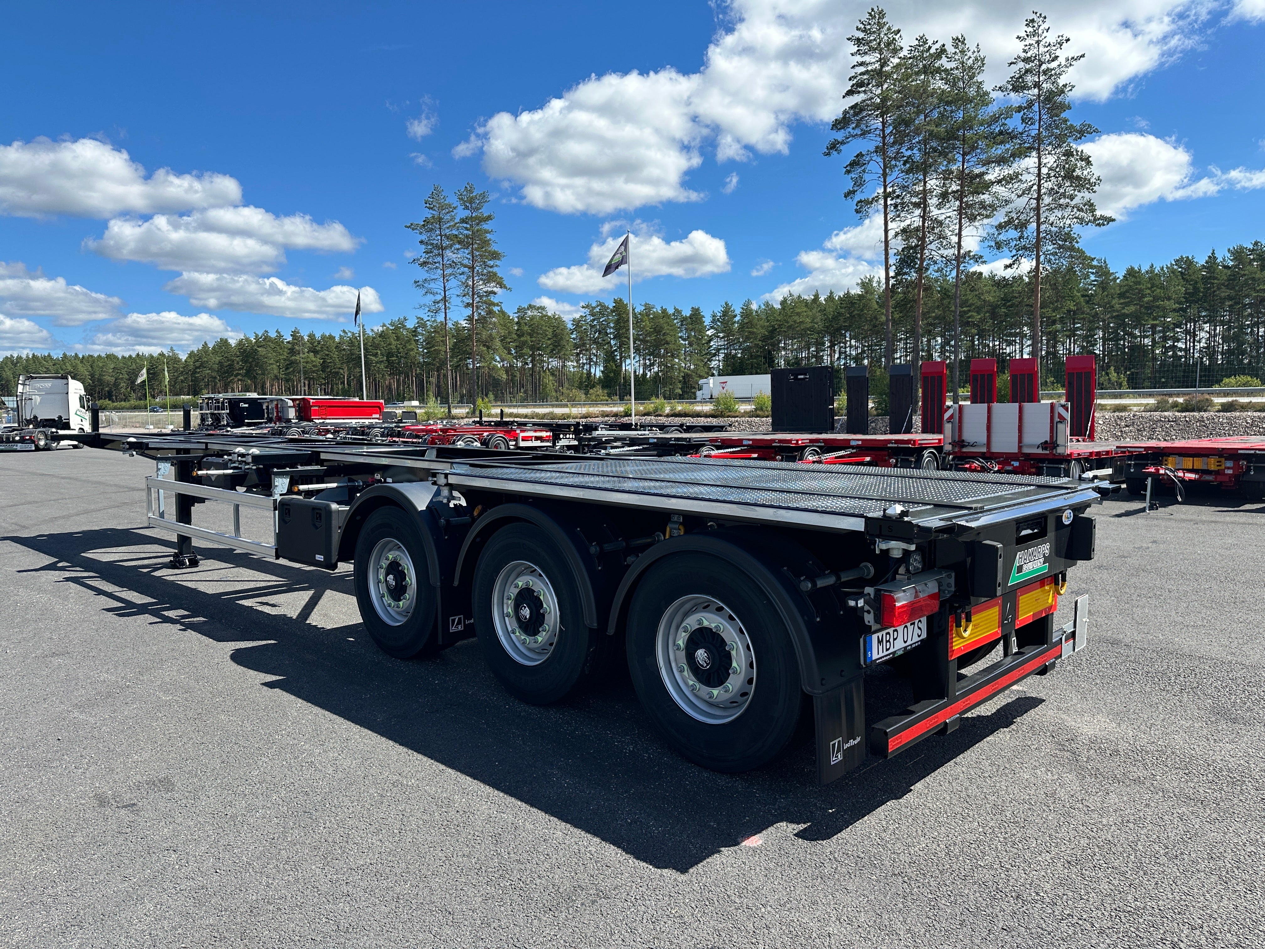 3 axlad LECI Trailer Containerchassie ADR klass