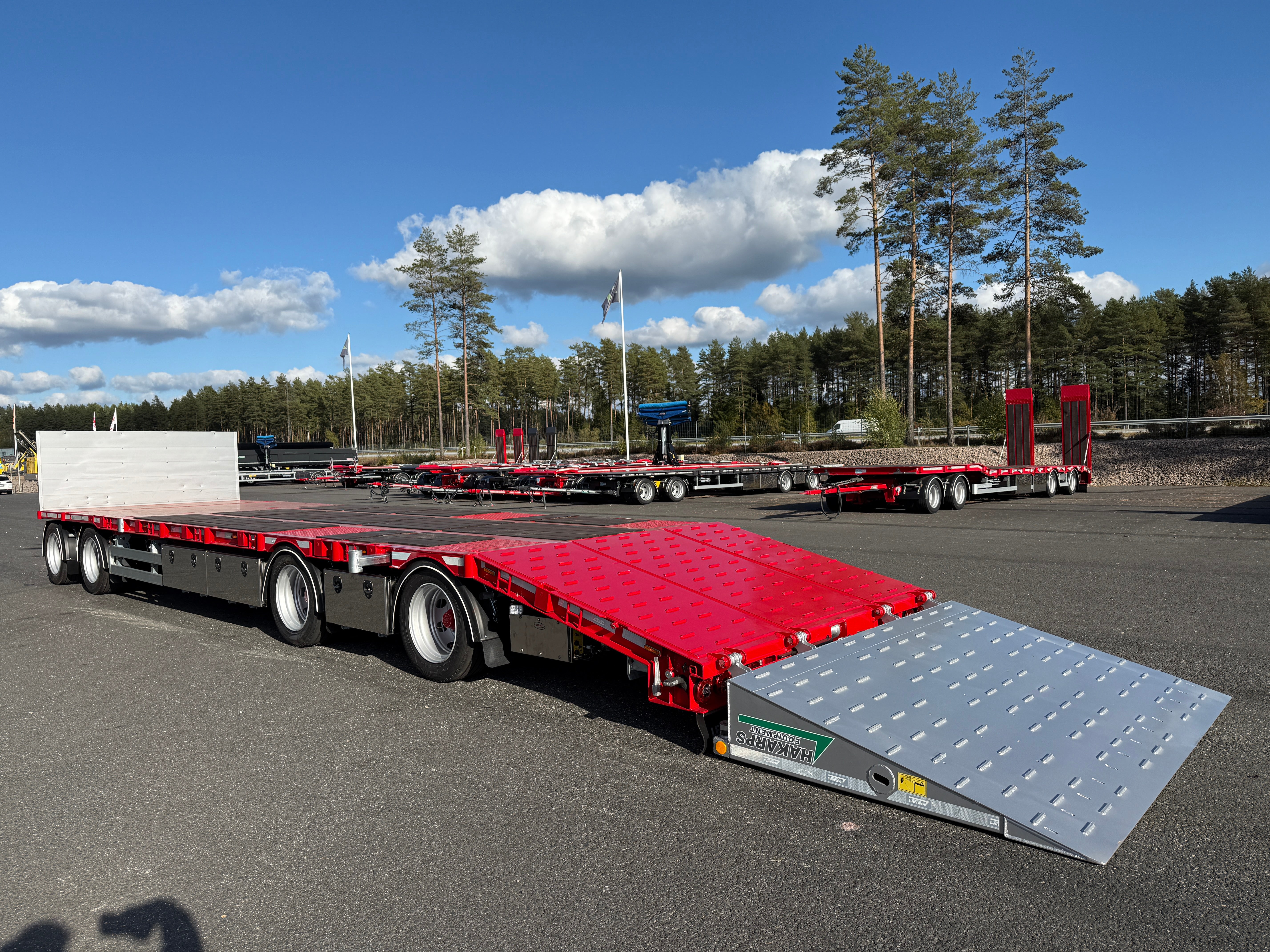 4 axlad 38 tons bodvagn 910mm hög, 10.500mm flakyta