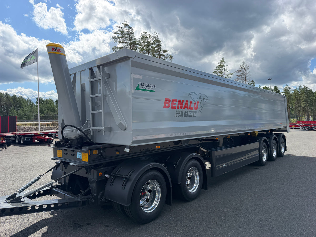 Benalu 5 axlad 42 tons tippvagn med dubbelmontage