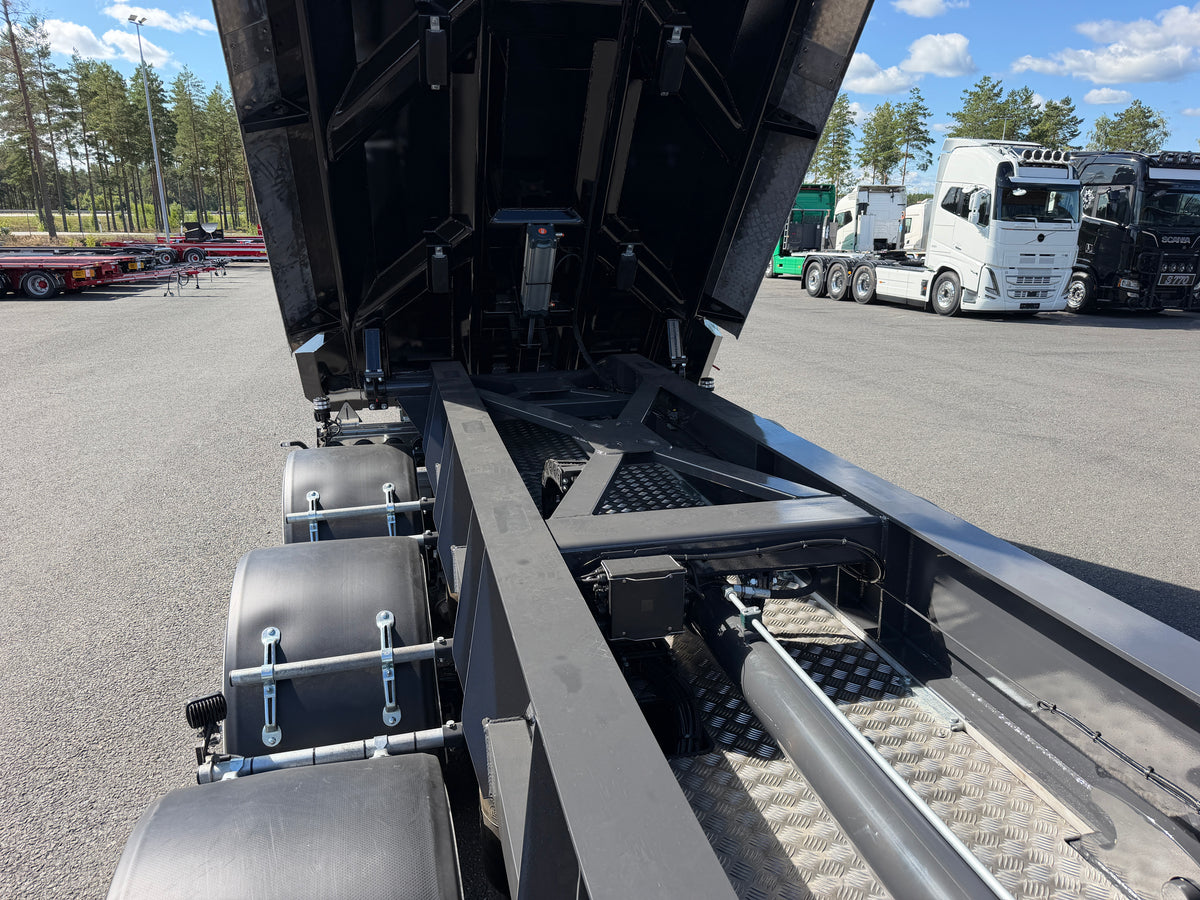 5 axlad 42 tons dumpervagn med låsbar vändkrans + skjutbar boggie