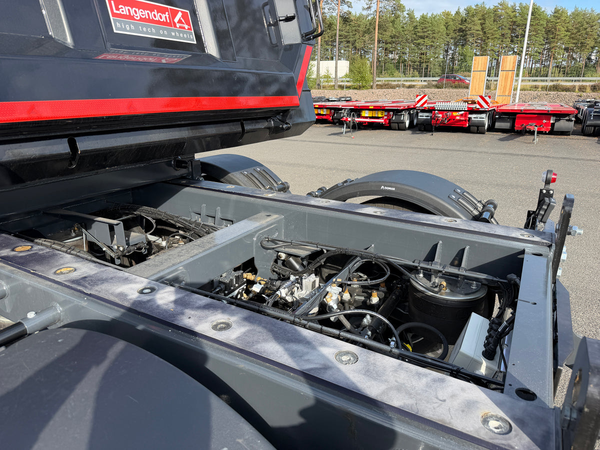 3 axlad Langendorf - Tipptrailer med skjutbar trippel