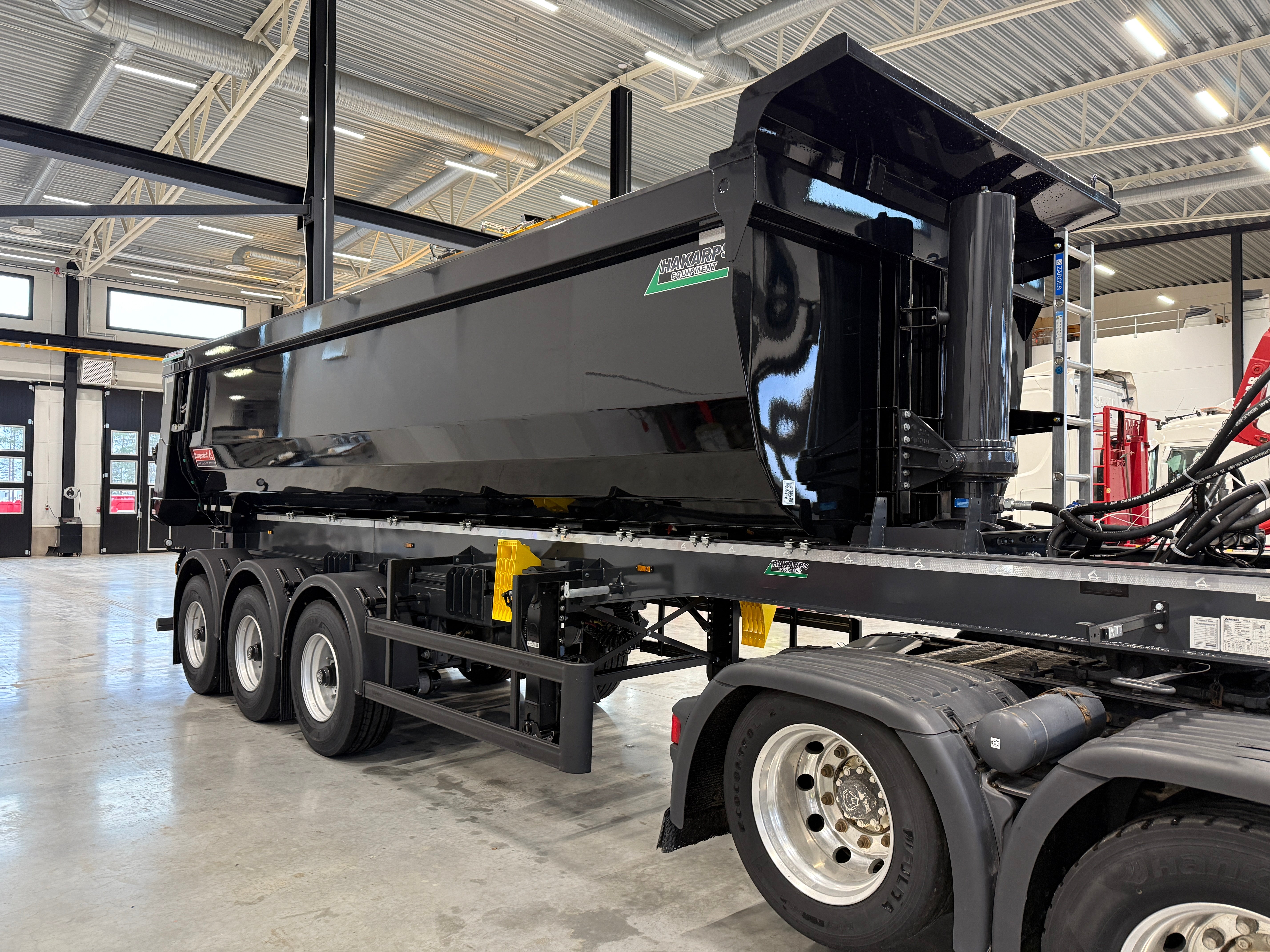 3 axlad Langendorf - Tipptrailer med skjutbar trippel