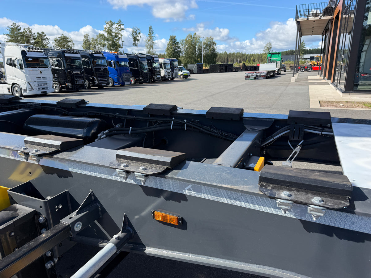 3 axlad Langendorf - Tipptrailer med skjutbar trippel