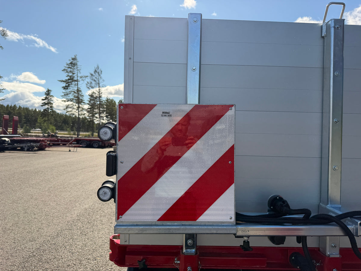 4 axlad 38 tons bodvagn 920mm hög, 10.500mm flakyta