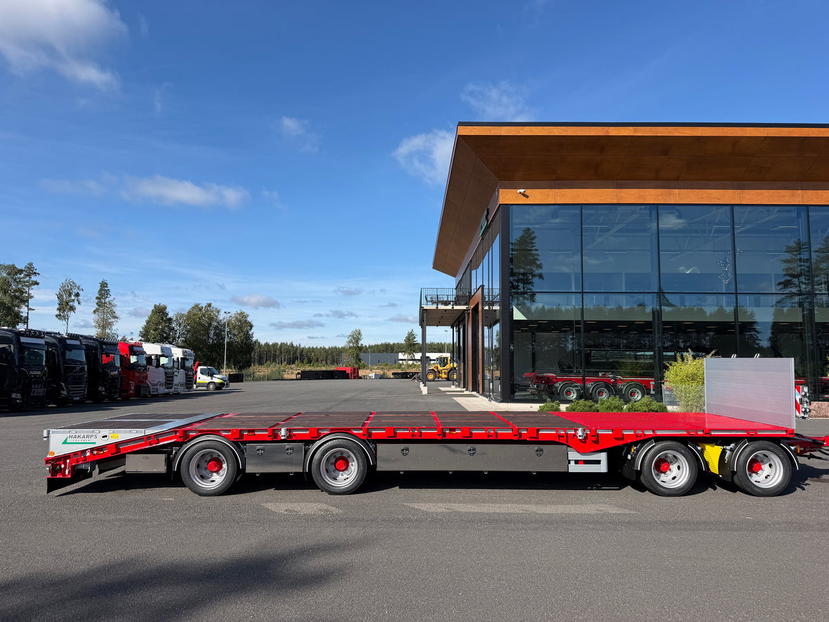 4 axlad 38 tons bodvagn 920mm hög, 10.500mm flakyta