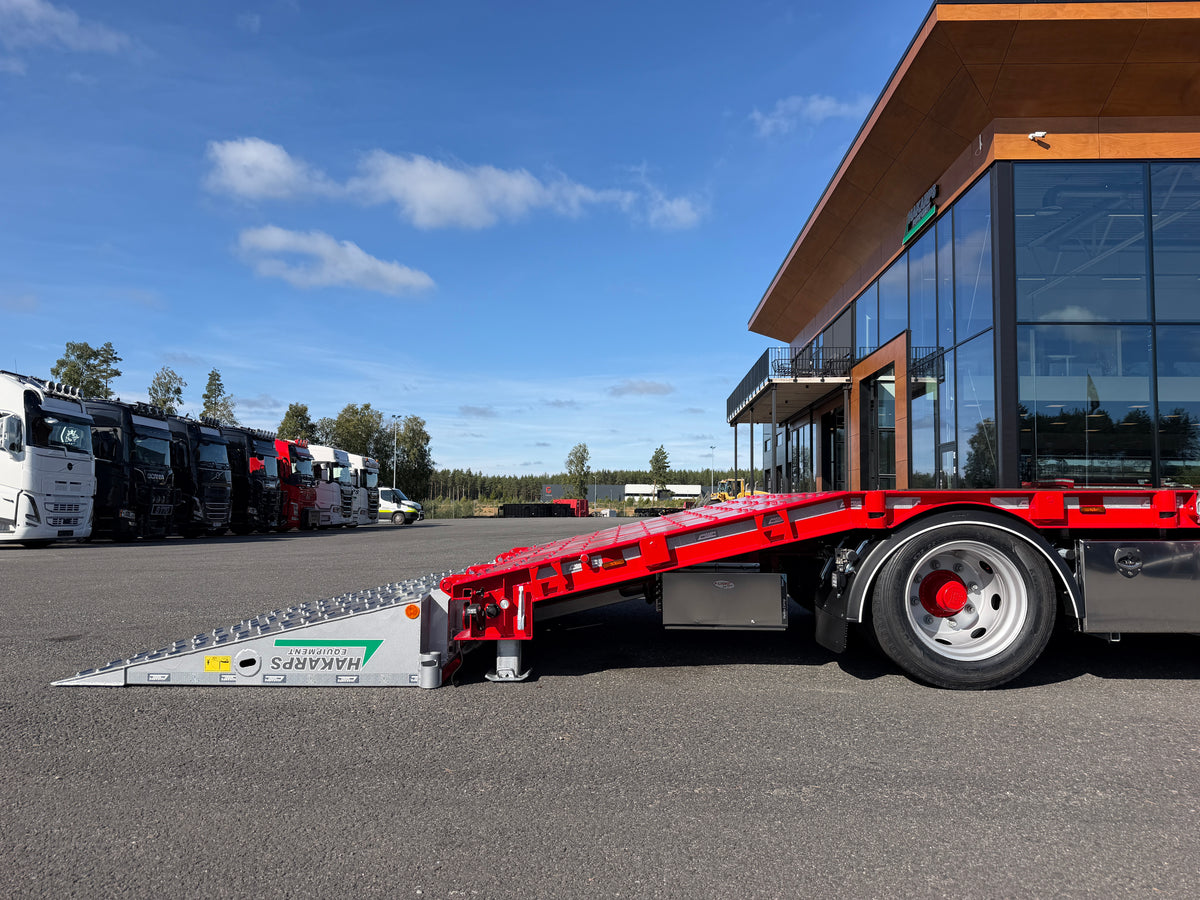 4 axlad 38 tons bodvagn 920mm hög, 10.500mm flakyta