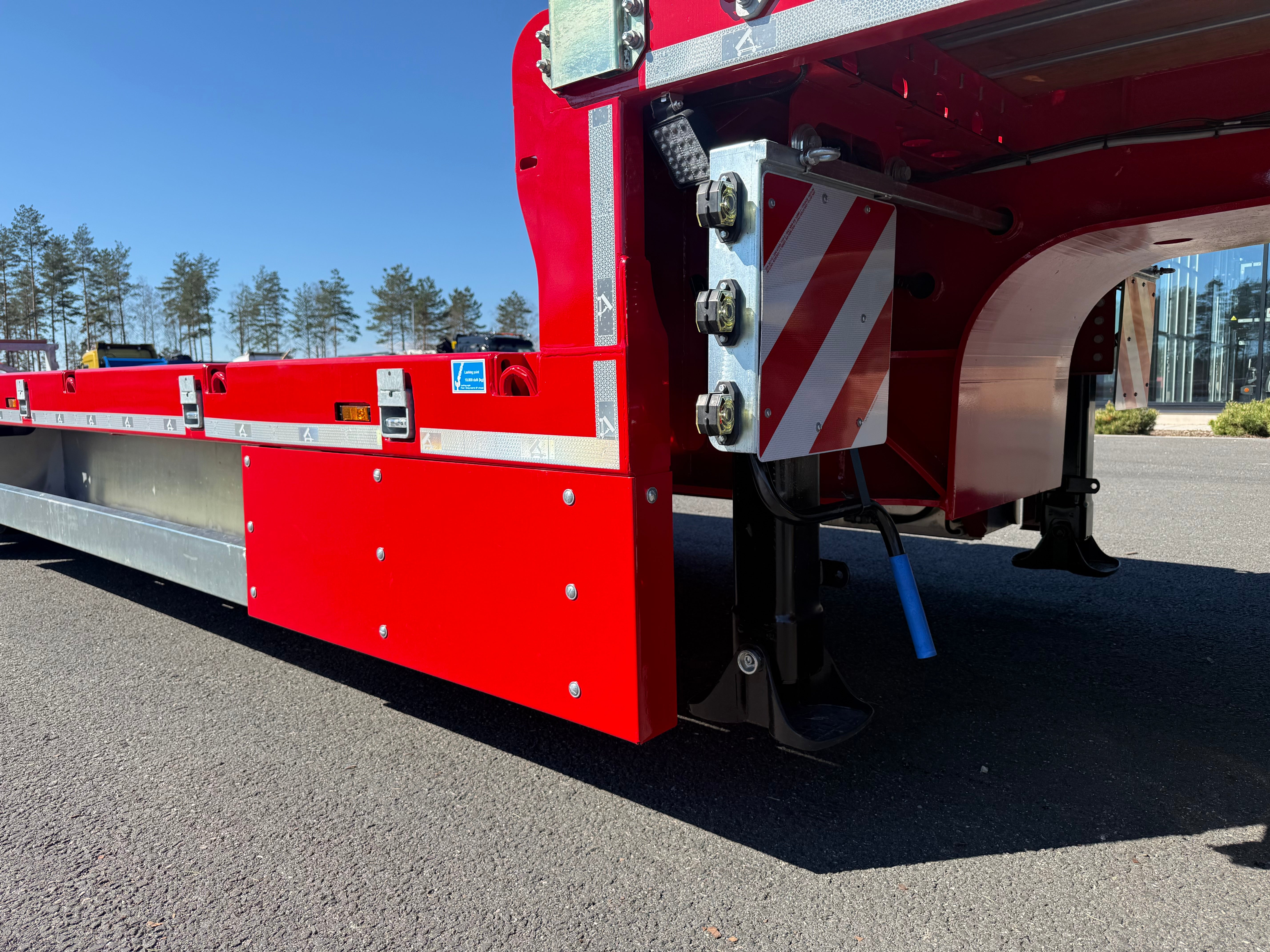 Langendorf 4 axlad 18,4m jumbotrailer med VSE styrning