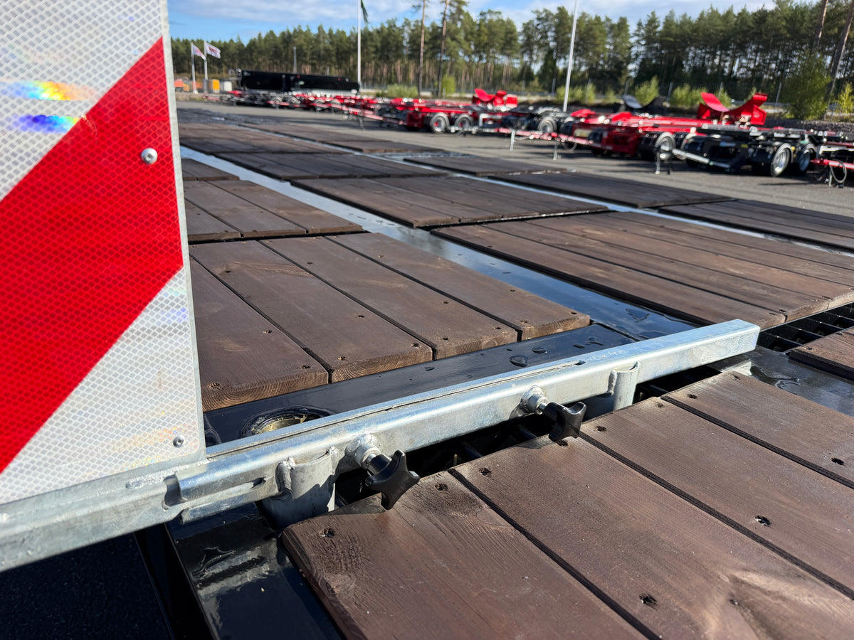 4 axlad 38 tons kombivagn med dubbelramp