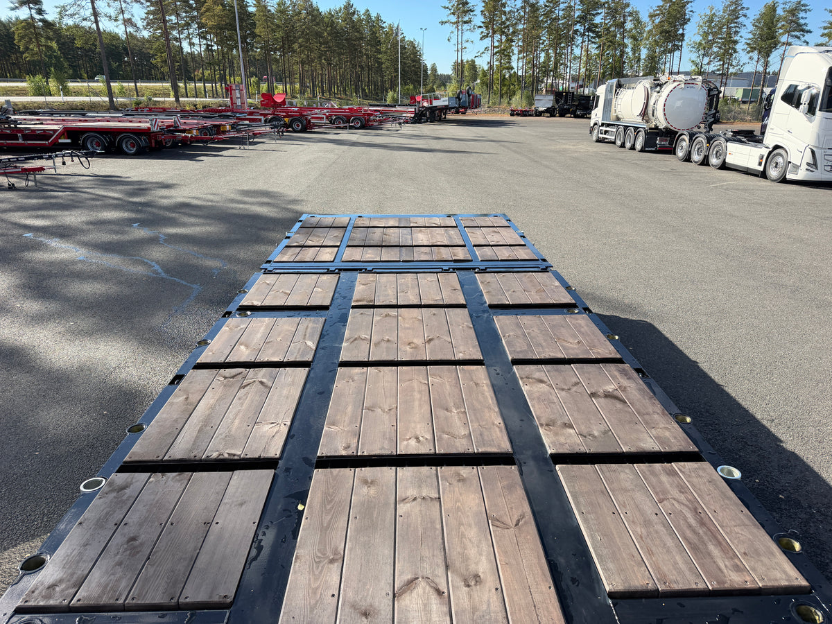 4 axlad 38 tons kombivagn med dubbelramp