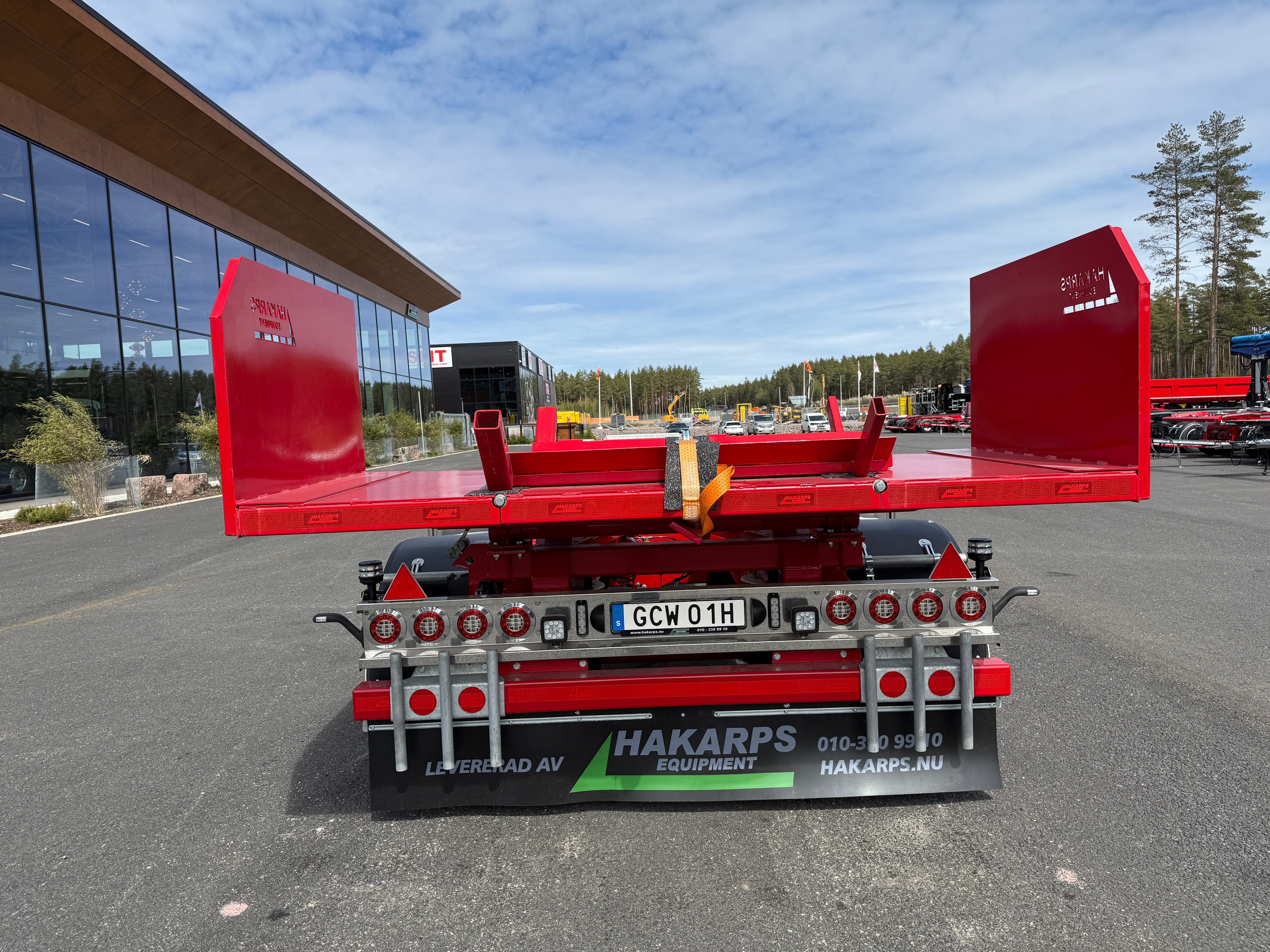 3 axlad 30 tons lastväxlarvagn med tipp och glider