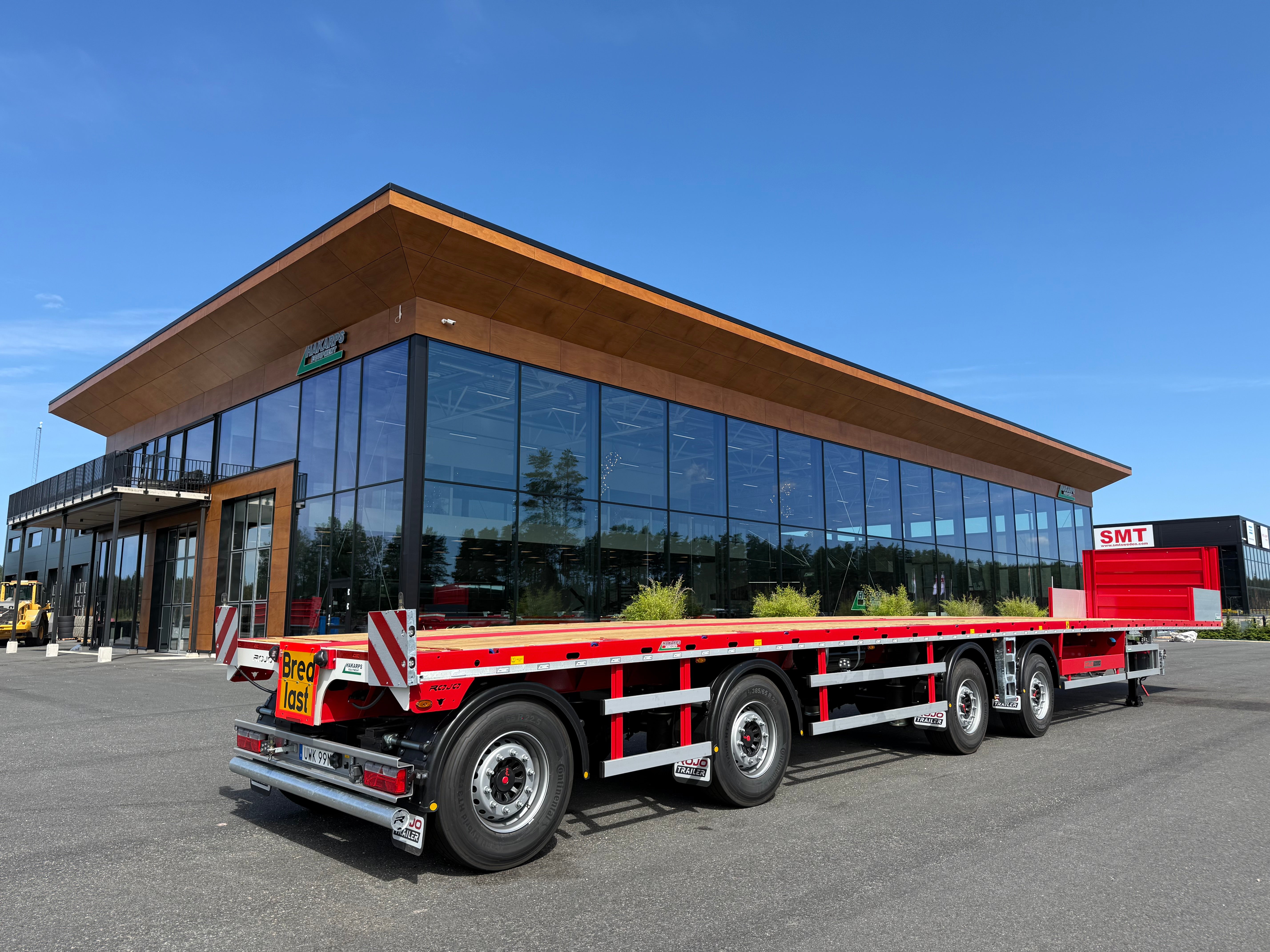Hakarps - ROJO 4 axlad 18,5m rak trailer, styrning axl 2,3,4