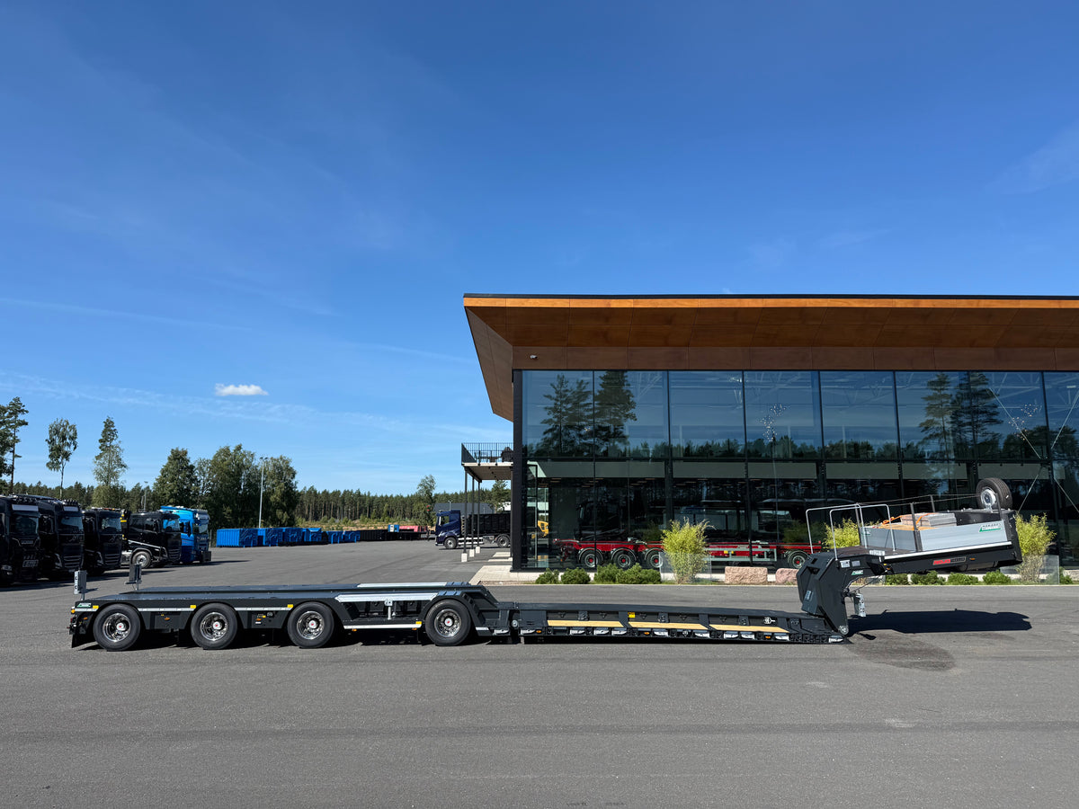4 axlad ROJO maskintrailer avbröstningsbar svanhals med trumbon