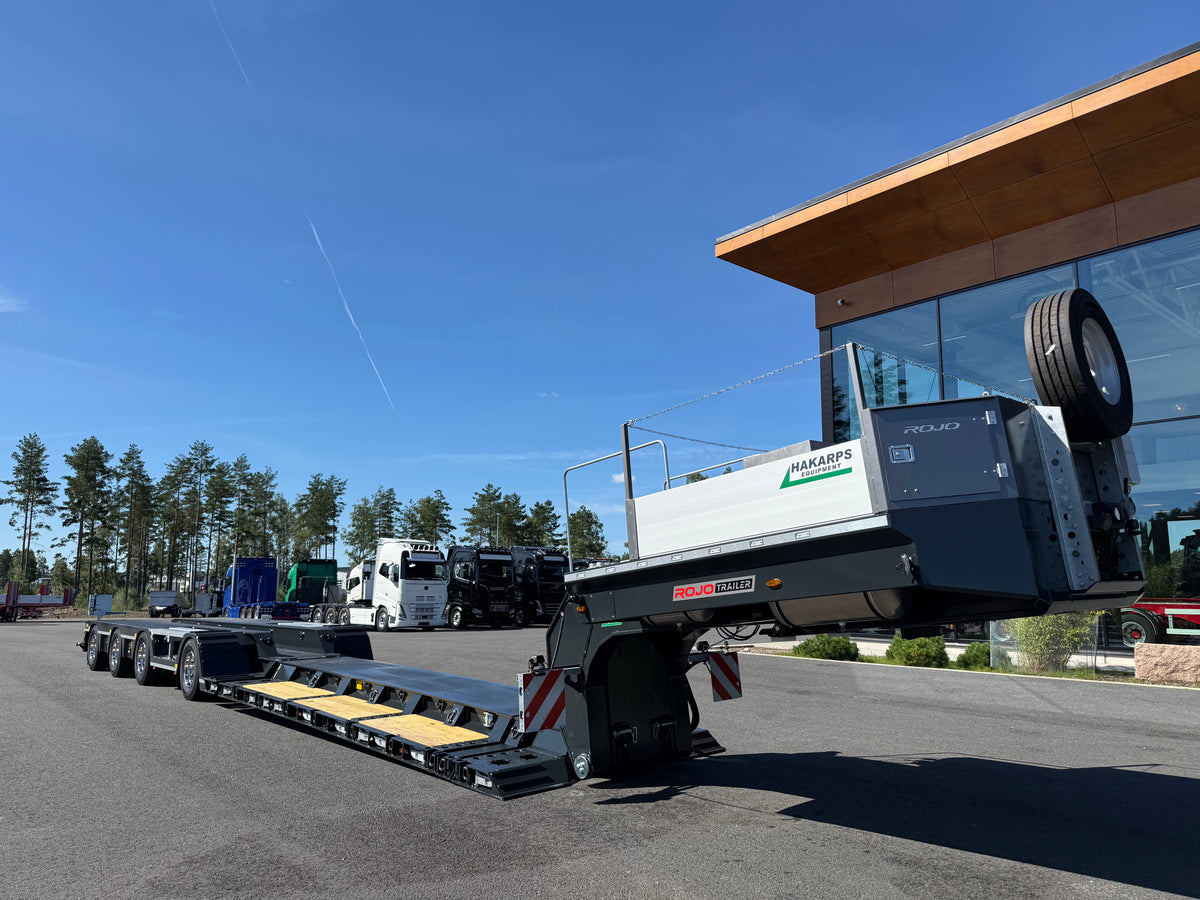 4 axlad ROJO maskintrailer avbröstningsbar svanhals med trumbon