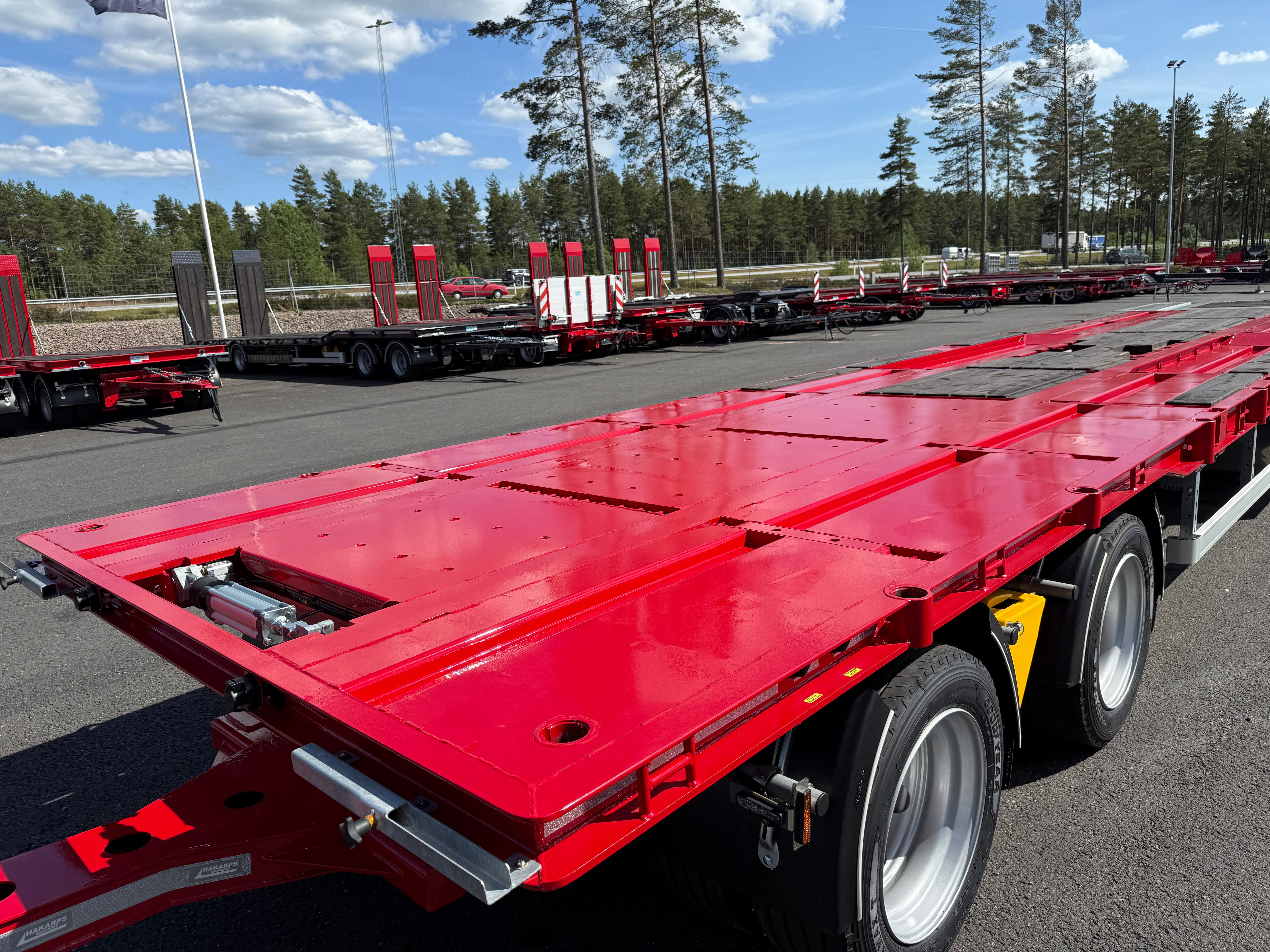 4 axlad 38 tons kombivagn för 2 flak, 960mm hög 12.300mm