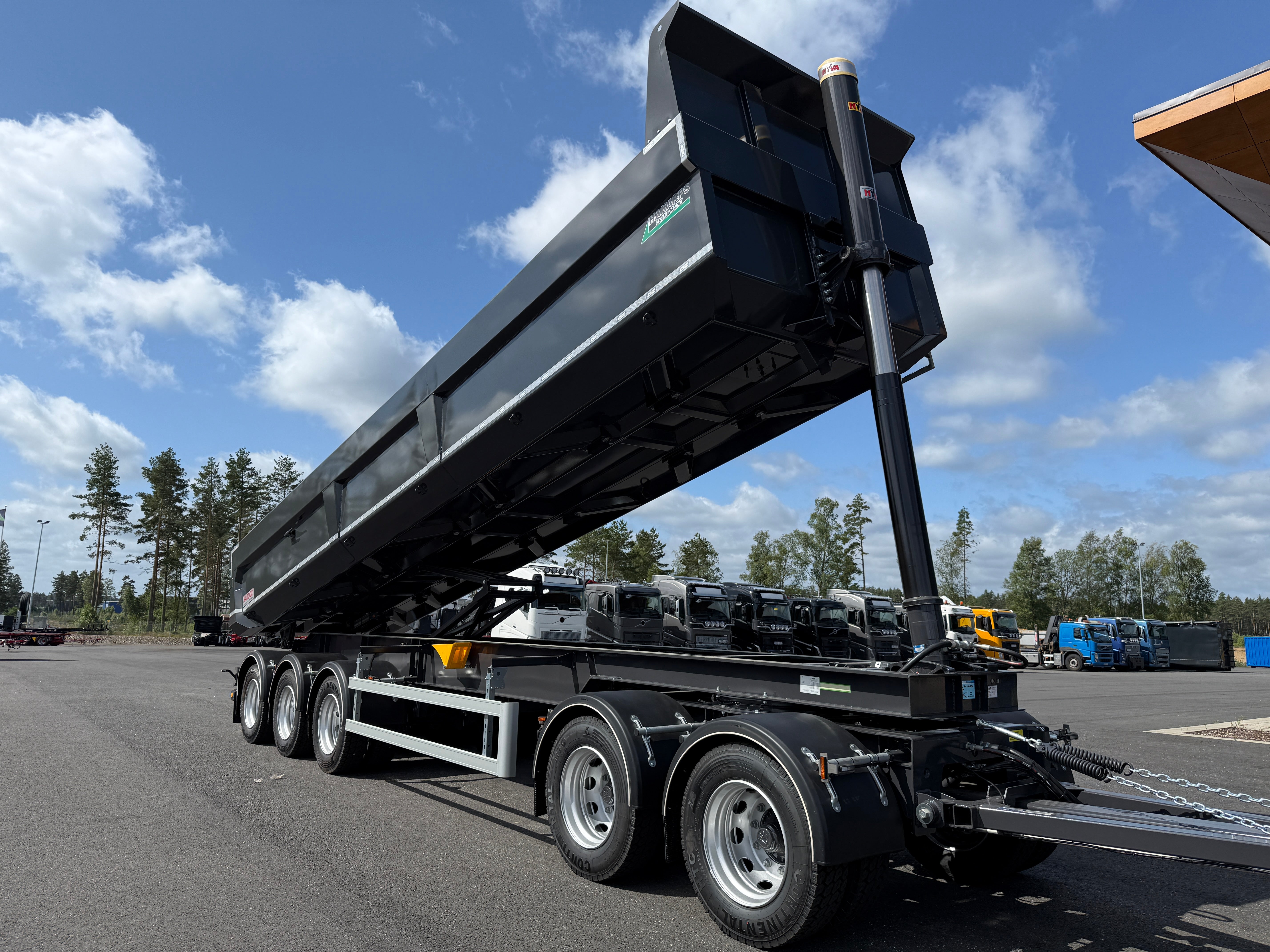5 axlad 42 tons dumpervagn med skjutbar dragstång