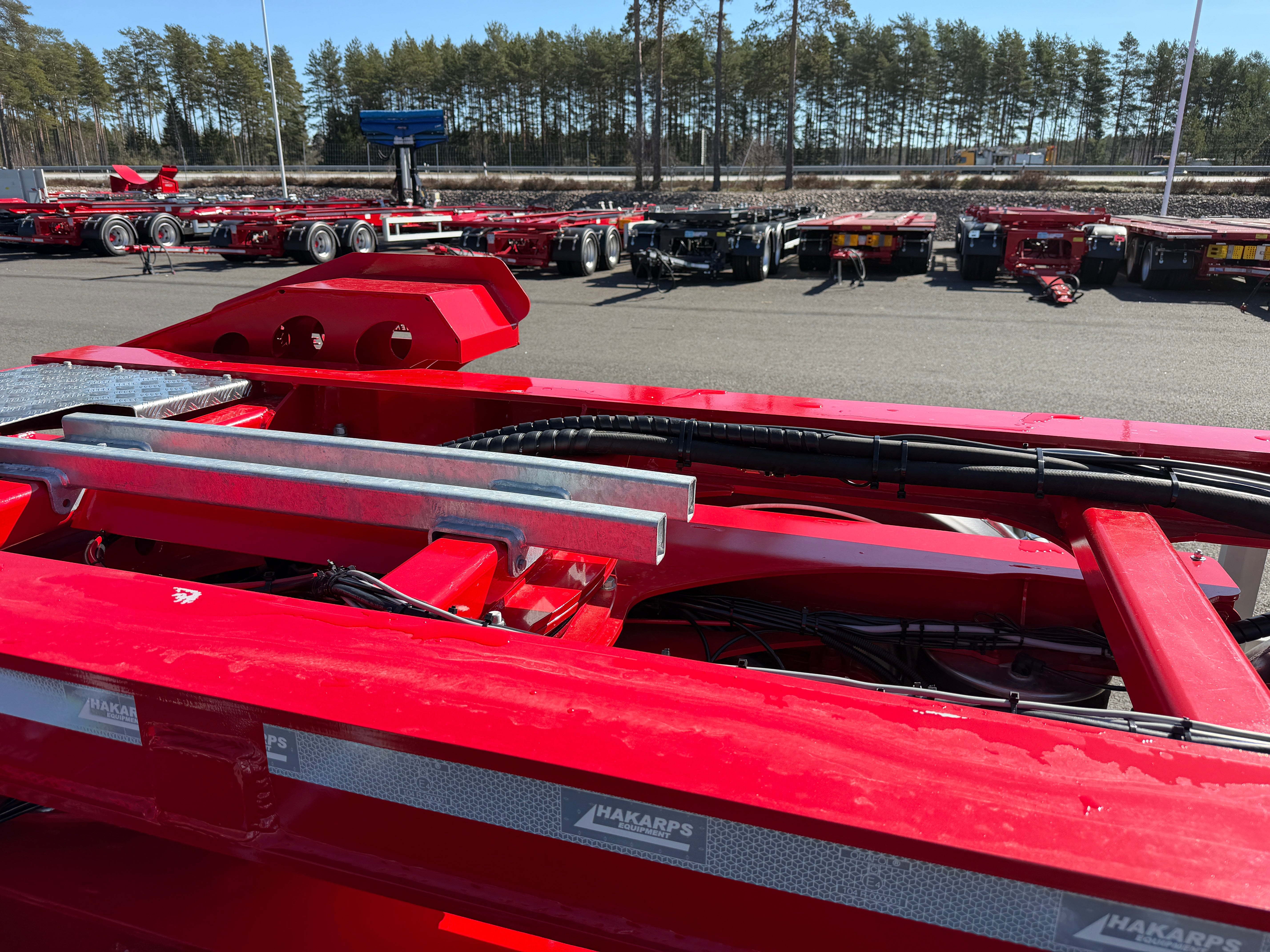 5 axlad 42 tons lastväxlarvagn med tipp, skjutbar boggie och flak