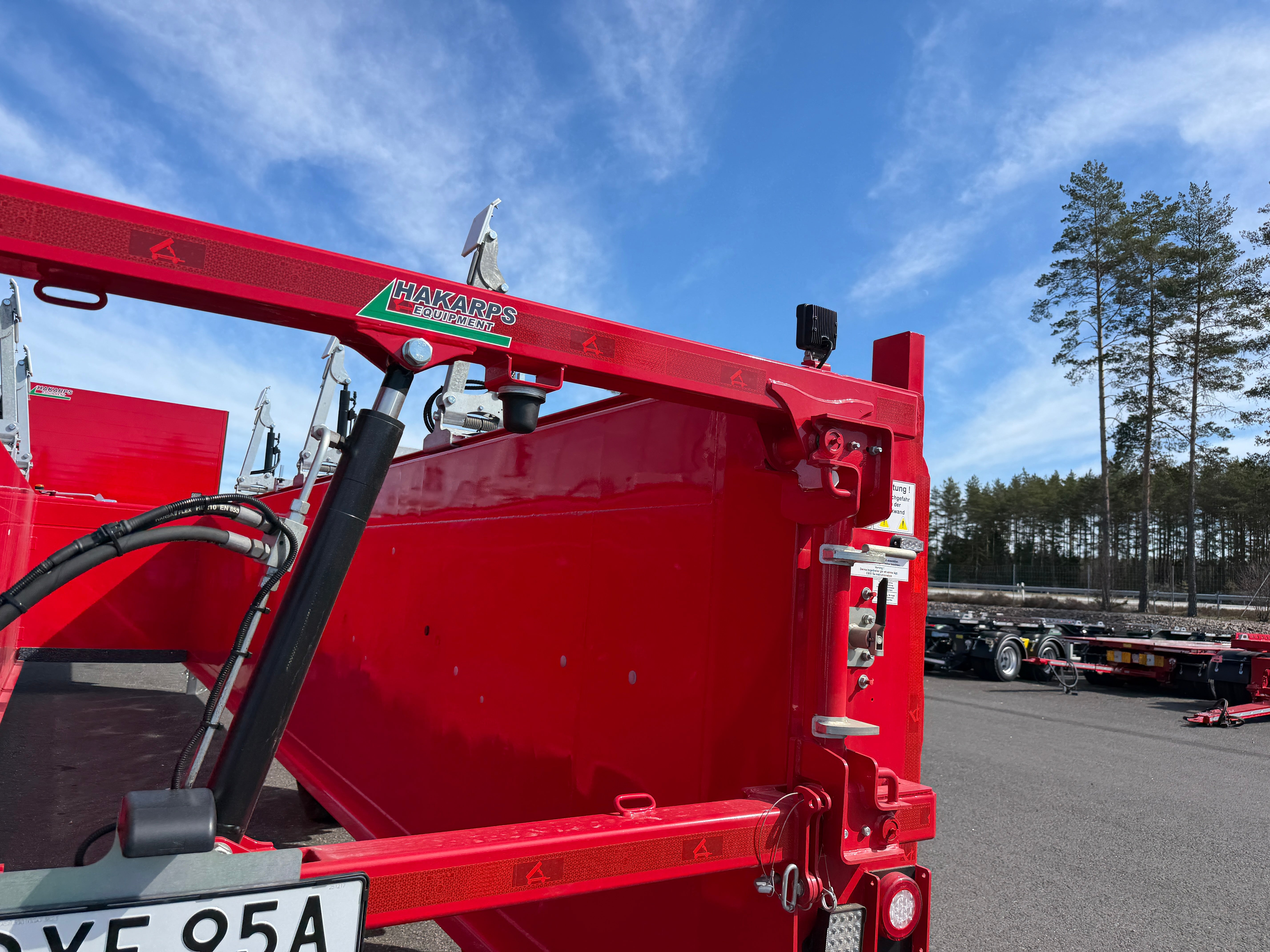 Langendorf 3 axlad bygeltrailer