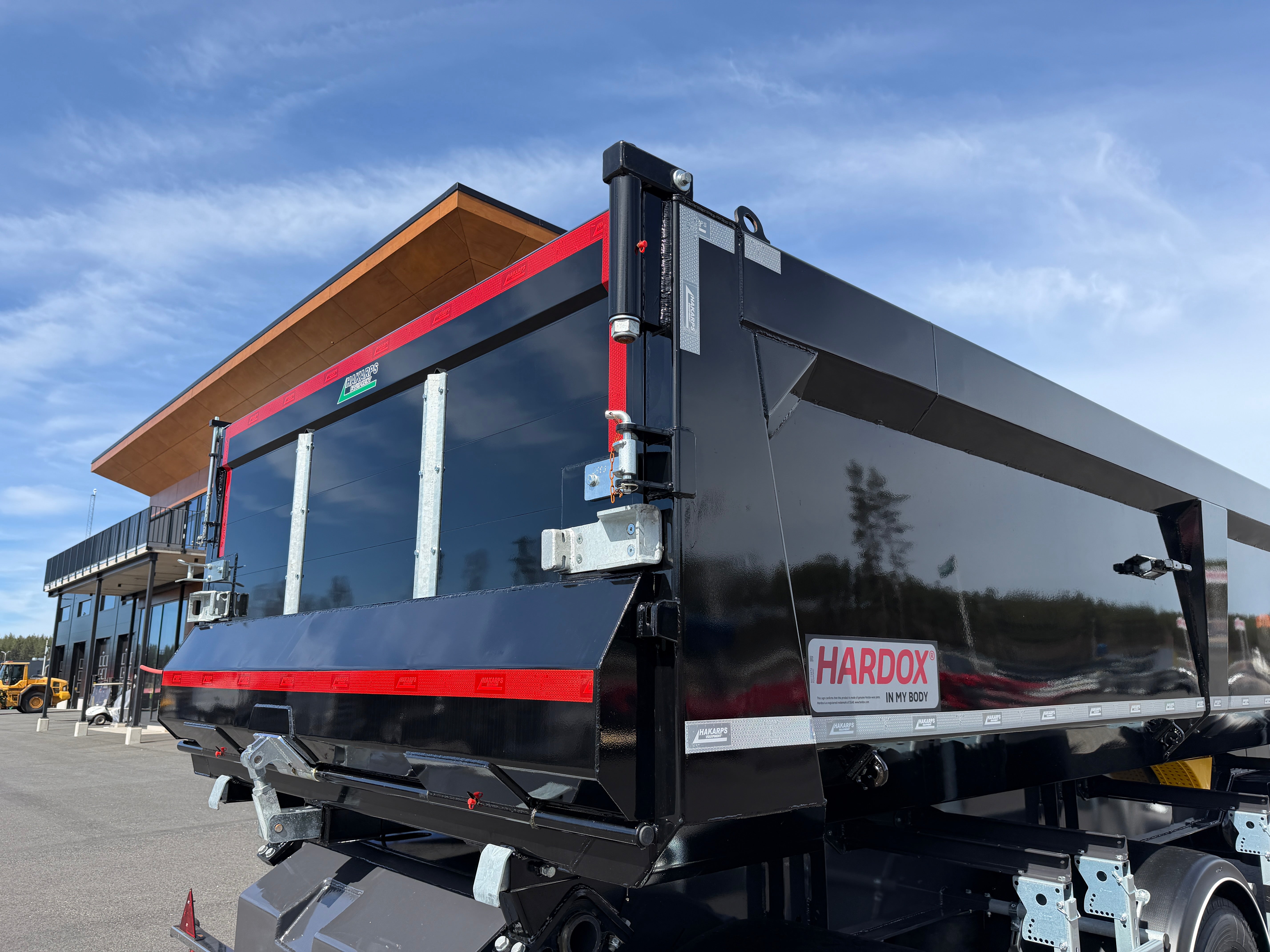 30 tons dumpervagn med skjutbar dragstång