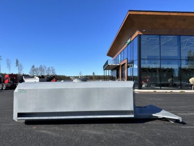 Vattentank i aluminium från sidan.